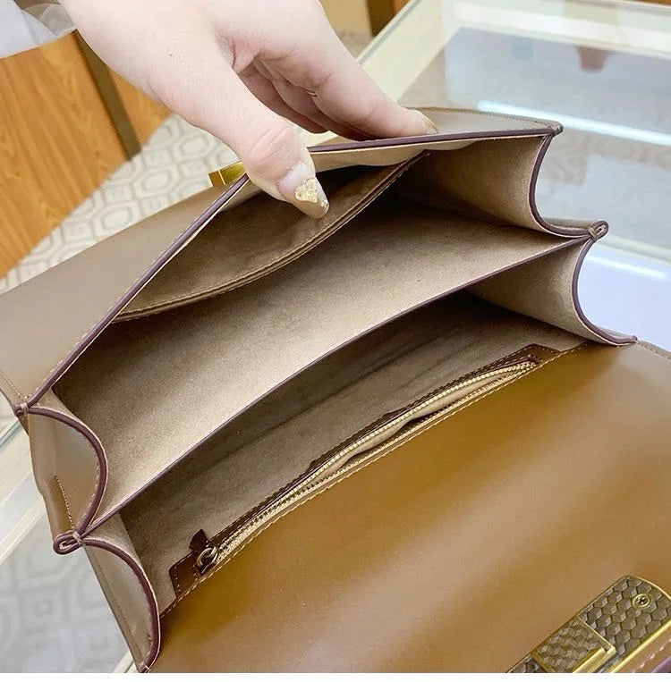 Style Vintage Leather Crossbody Women's Bag Single Shoulder Horseshoe Buckle Handbag Guangzhou Luxury Bag