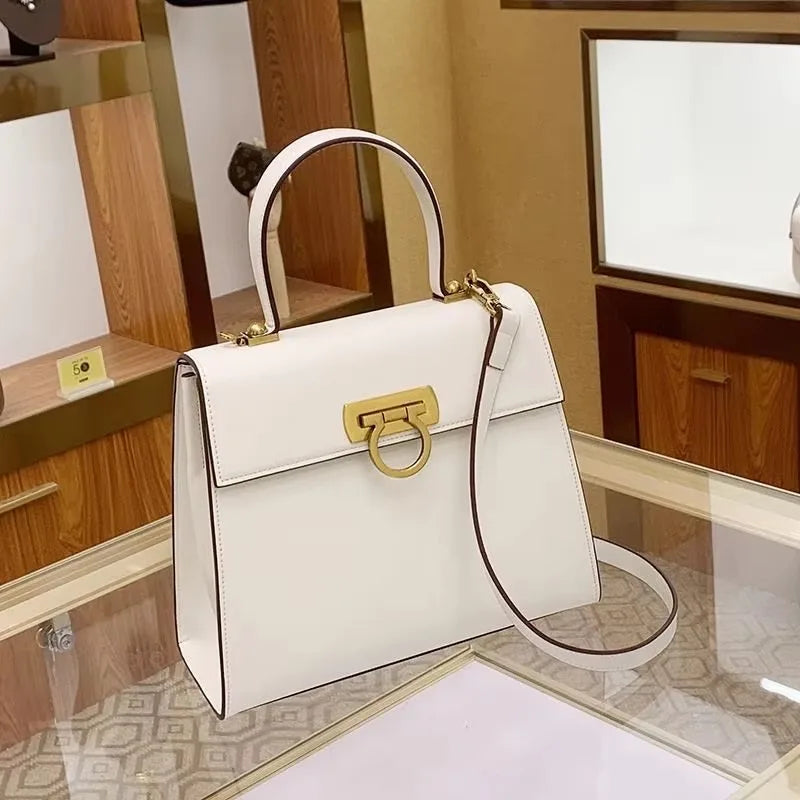 Style Vintage Leather Crossbody Women's Bag Single Shoulder Horseshoe Buckle Handbag Guangzhou Luxury Bag