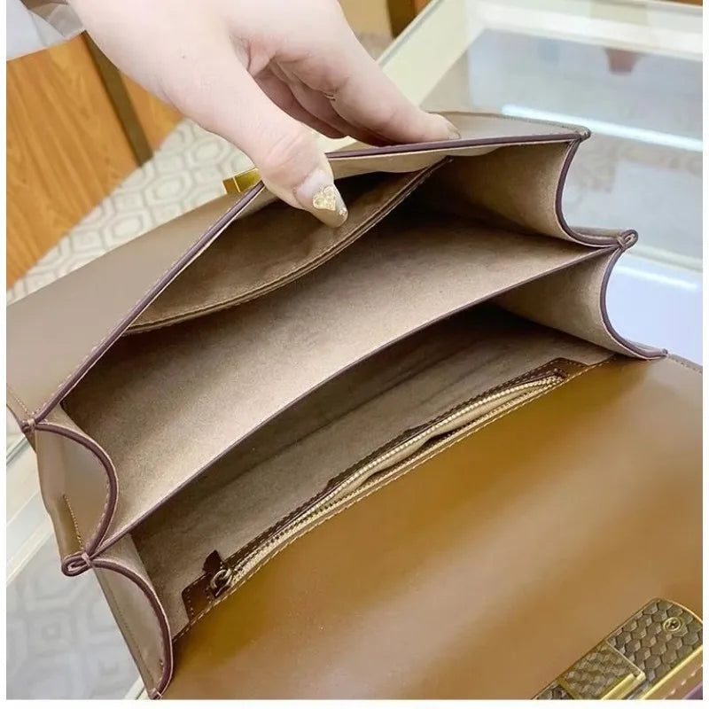 Style Vintage Leather Crossbody Women's Bag Single Shoulder Horseshoe Buckle Handbag Guangzhou Luxury Bag